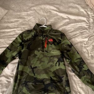 The North Face Quarter Zip